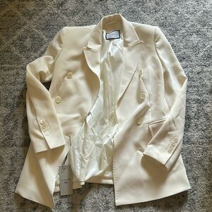 Andiata Traci Blazer
